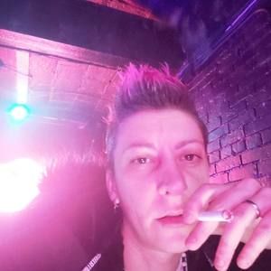 Meet your Posher, Marieta